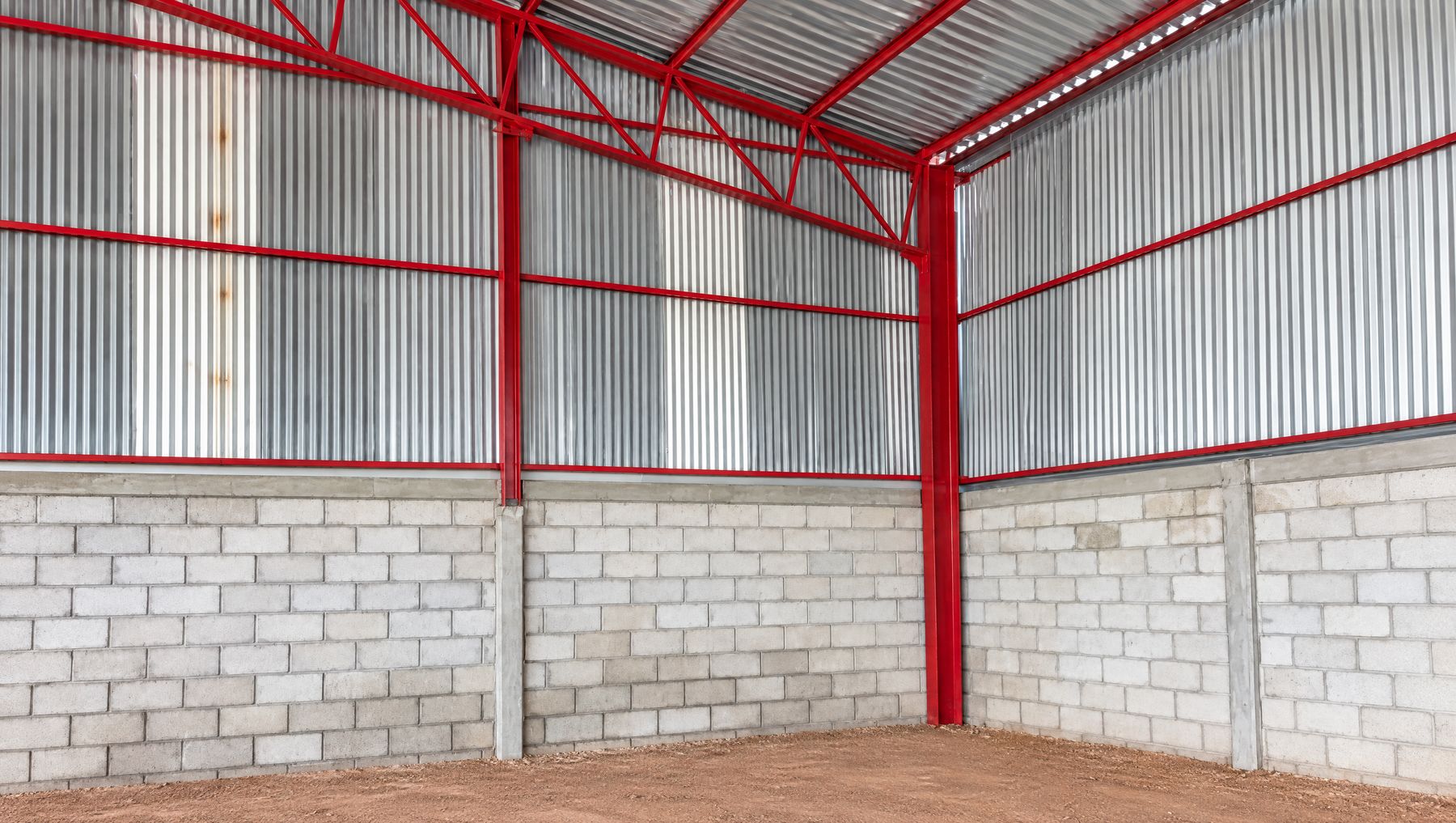Almacén LET, nave terminada